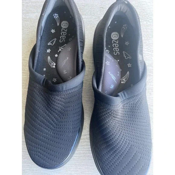 Bzees Coco Black Slip On Sneakers Womens 10M Comfort Walking Shoes Lightweight - Picture 2 of 6